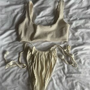 Zara’s Cream Textured Bikini Set